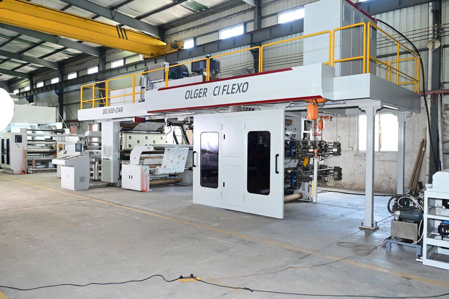 OG1600-CI4A 宽幅卫星式柔版印刷机  (专用于无纺布卫生材料印刷)